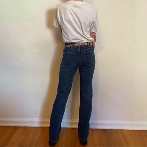 Levi’s 314 shaping straight jeans size 29